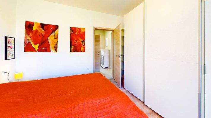 Schlafzimmer 2 - Haus unten