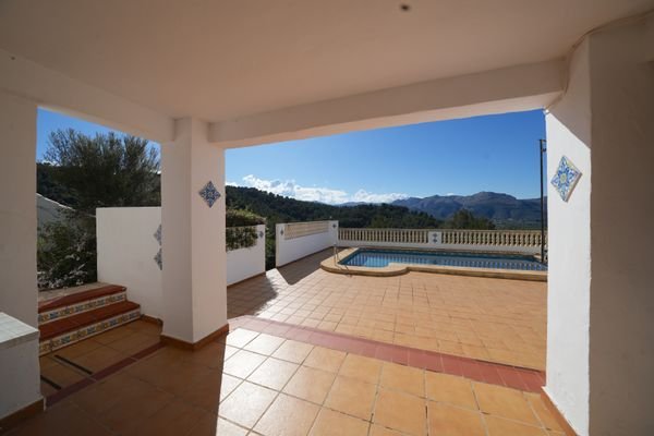 Überdachte Terrasse