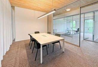 Regus_METZINGEN, Friedrich-Henning Straße_Germany_