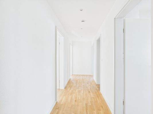 CAM02476G0-PR0038-STILL014