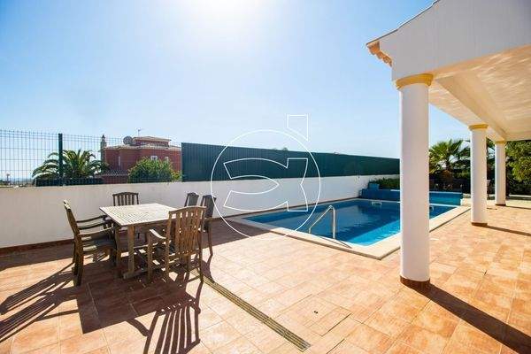 Bezauberndes Anwesen