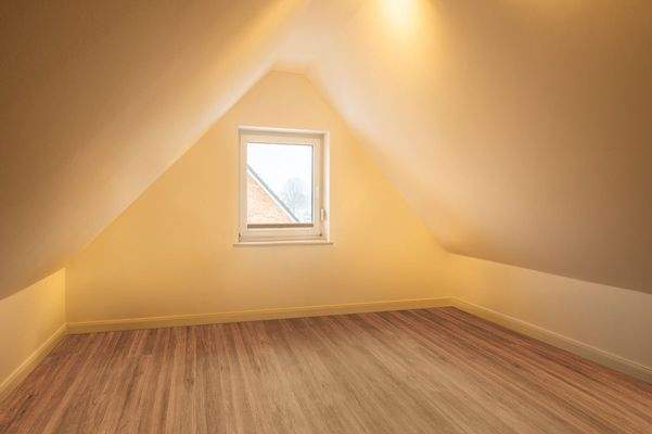 Spitzboden – Beispielabbildung einer Referenzimmob