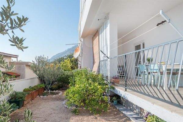 Perfekte Lage in Omiš