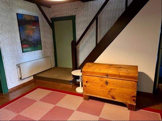 Diele mit Treppenaufgang ins OG