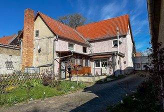 Hausansicht Hof
