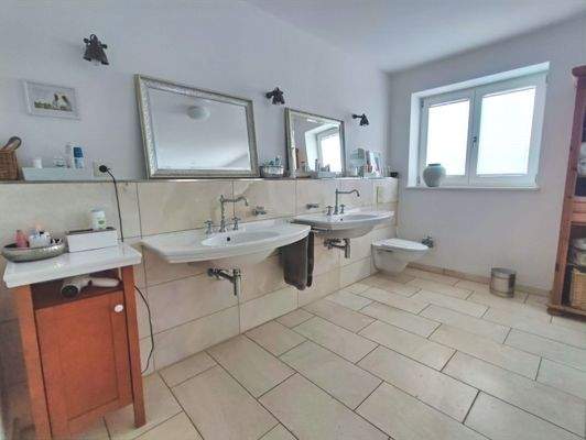 Badezimmer - Ansicht 1
