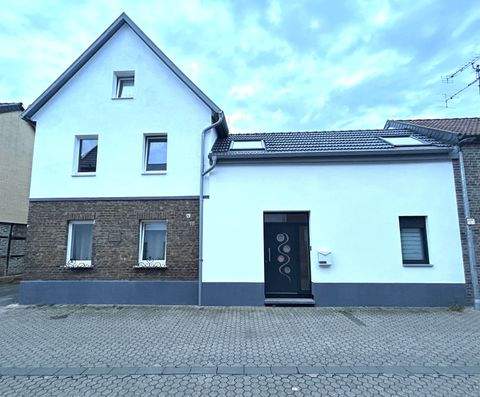 Erftstadt Renditeobjekte, Mehrfamilienhäuser, Geschäftshäuser, Kapitalanlage