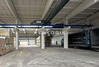 Gebäude 2 mit Kranbahn