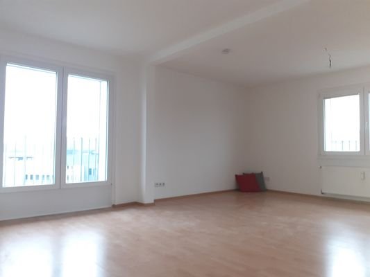 großes Wohnzimmer