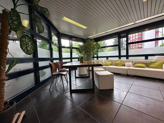 Lounge und Eingangsbereich