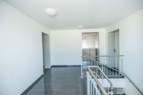 Ganz edel ist auch der Hausflur