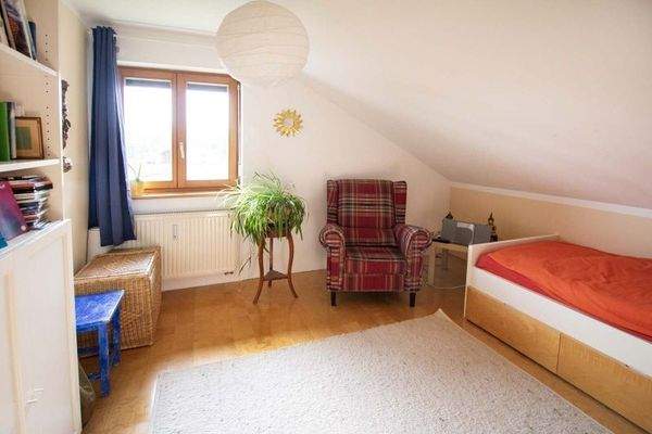 Kinderzimmer Dachgeschoss