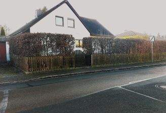 Haus Straßenansicht.jpg