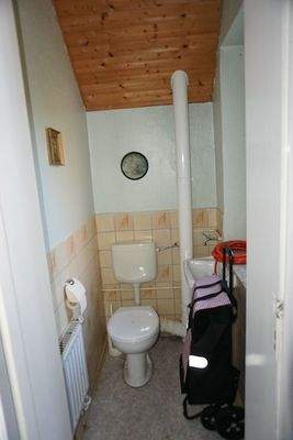 WC im Treppenhaus - außerhalb 