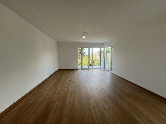 Wohnung-Gießen-Hügelstraße 20-Wohnraum (2)