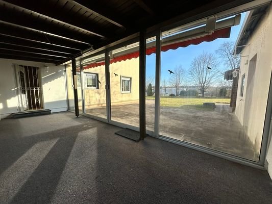 Überdachte Terrasse
