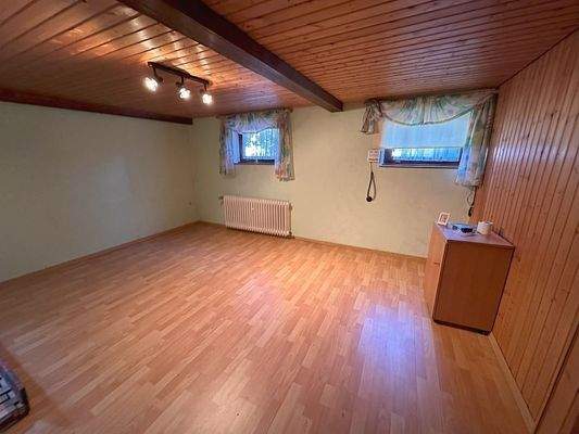 Gäste- oder Büro Kellergeschoss
