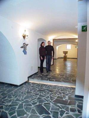 Zugang zum Pub / Keller