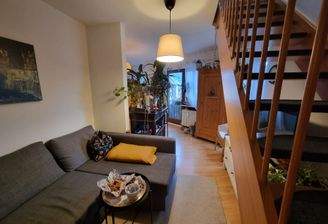 Wohnzimmer mit Blick zur Küche