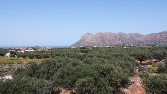 Kreta, Chorafakia: Schönes Grundstück mit Meerblick und Bergblick zu verkaufen