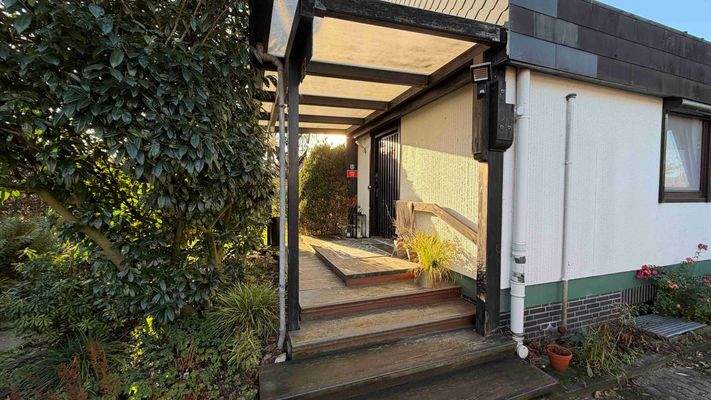 Eingangsbereich - überdacht