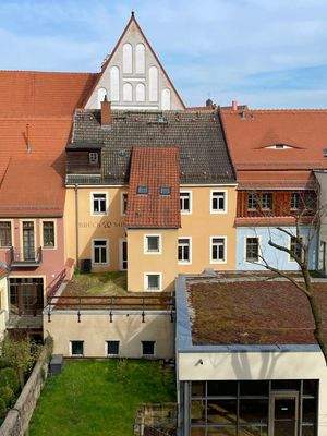 Hausrückseite mit Balkon