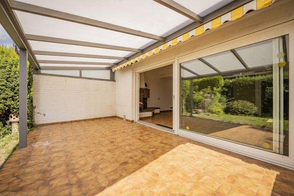 Überdachte Terrasse