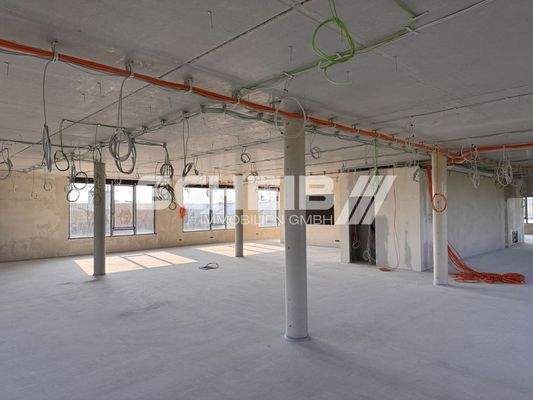 schöne helle Büroflächen