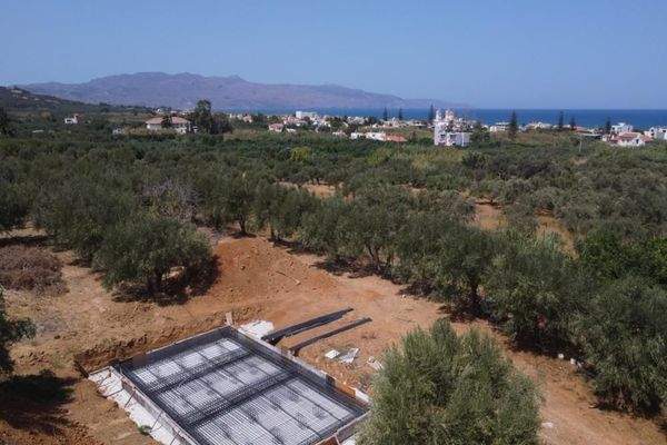 Kreta, Maleme: Villa in mediterraner Anlage mit Olivenhain und Meerblick zu verkaufen