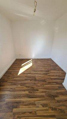 20260327_140300_copy_748x1330