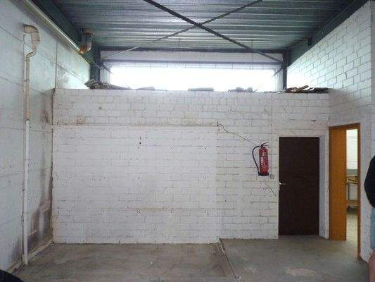 Blick zur Türe Werkstatt