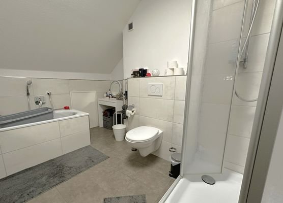 Badezimmer DG