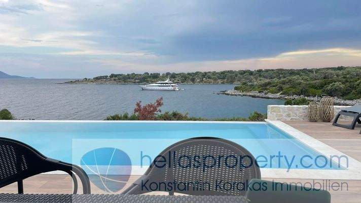 VILLA IN MEGANISI ERSTBEZUG 630 T (24)