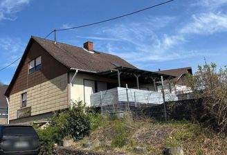 Straßenansicht rechts