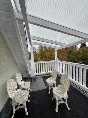 Blick auf Balkon.JPEG