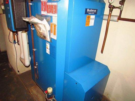 Ölheizung Buderus aus 2000