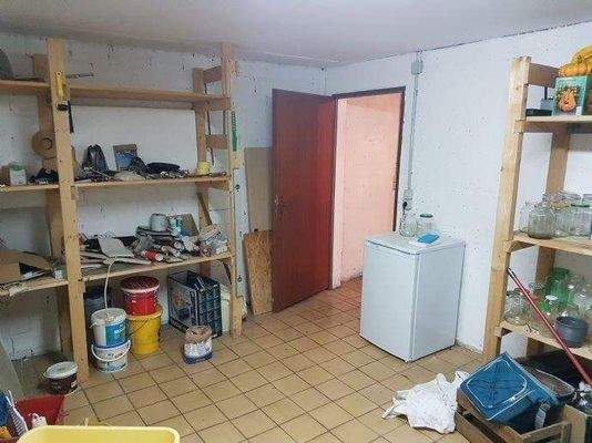 UG großer Keller Bild 3