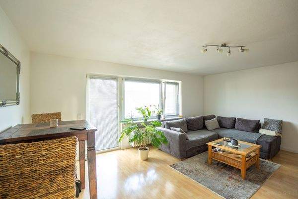 Gemütlicher Wohn-Essbereich