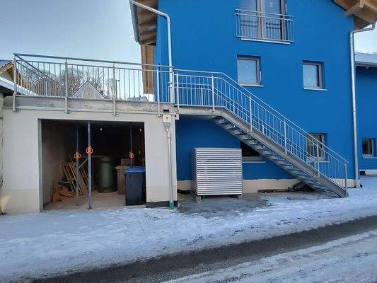 Garage und gesonderter Eingangsbereich# (4).jpg