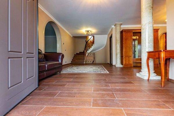 Luxusvilla-am-gardasee-kaufe_villa-am-gardasee-kaufen-haus-am-gardasee-kaufen_exklusive-Villa-am-gardasee_luxus-villa_luxusvilla-am-gardasee_villa-mit-panorama_villa-in-desenzano_comprare-villa-lago-di-garda_vendere-villa-lago-del-garda_Villa-di-lusso_Lag