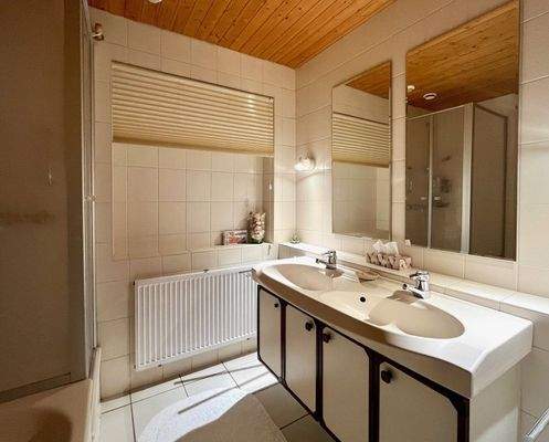 Badezimmer Erdgeschoss