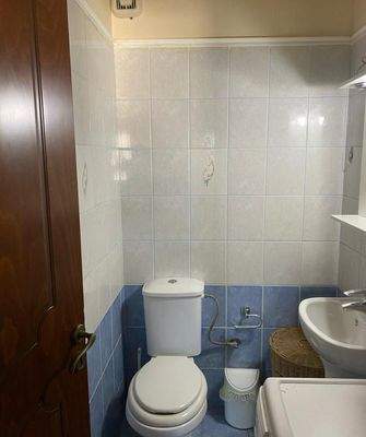 Kreta, Voukolies: Möblierte Wohnung im ersten Stock zu verkaufen