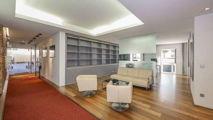 KITZIMMO-Repräsentatives Büro in Top-Zentrumslage mieten - Immobilien Kitzbühel.