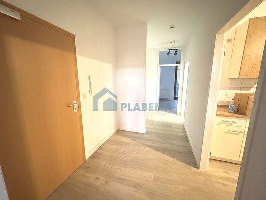 182.04-Eingangsbereich