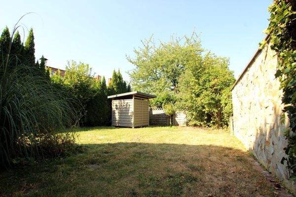 Terrasse und Garten R-Haus 2_2