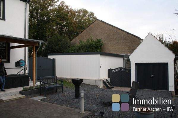 Garage und Halle