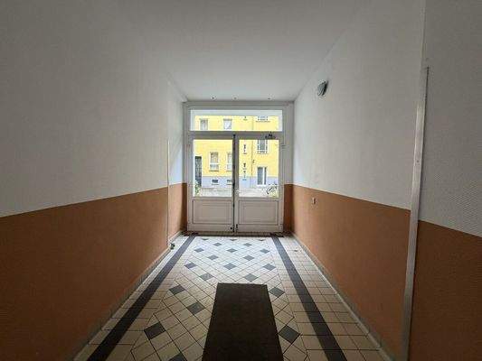 Hausflur, Durchgang zum HOf