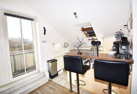 Integrierte Küchenzeile mit Küchentheke