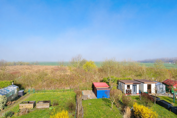 Blick auf das Randgrundstück