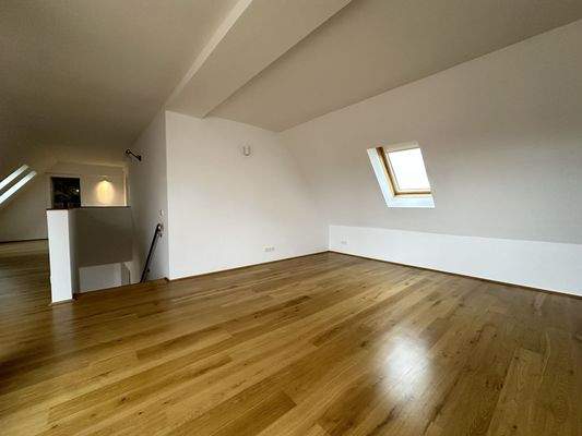 20251211_124607344_iOS